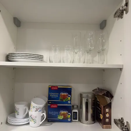 J&l Flat With Pool In * 拜尔斯布龙