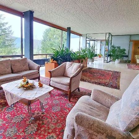 J&l Flat With Pool In Apartment *