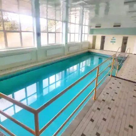 J&l Flat With Pool In *