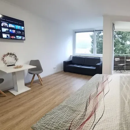 J&l Flat With Pool In 公寓 *